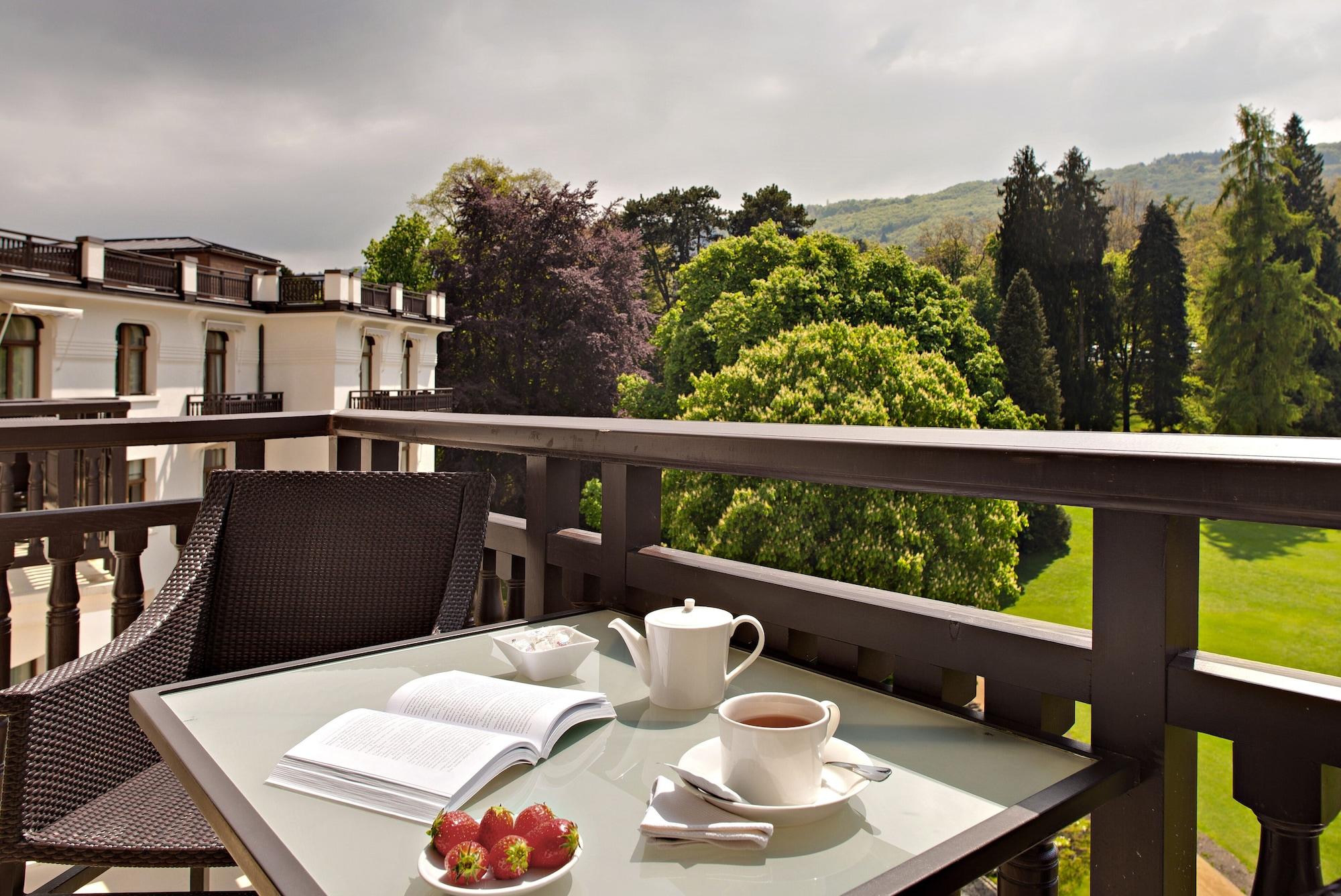 Royal Hotel 5*